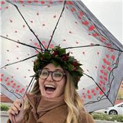 Ragazza laureata con esperienza aiuta ragazzi/bambini per i compiti in tutte le materie